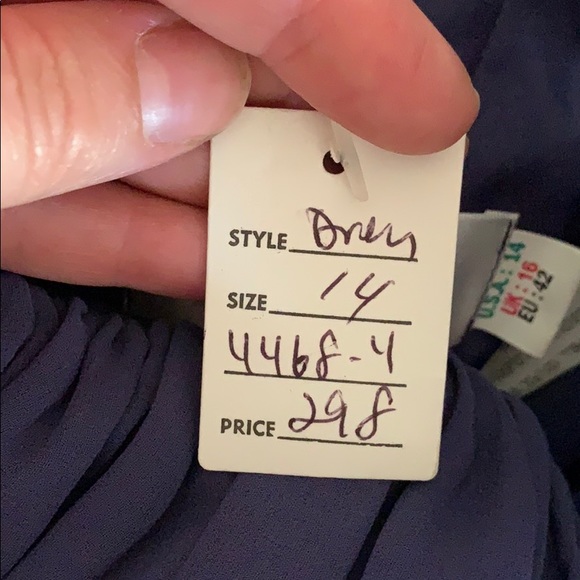 Jasmine B2 dress in Amethyst - Picture 4 of 5